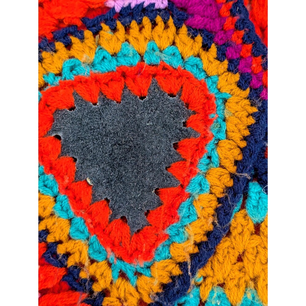 Vintage 70s Dayne Taylor Crochet Granny Square Tank Top Suede Patches Boho L - Picture 6 of 8